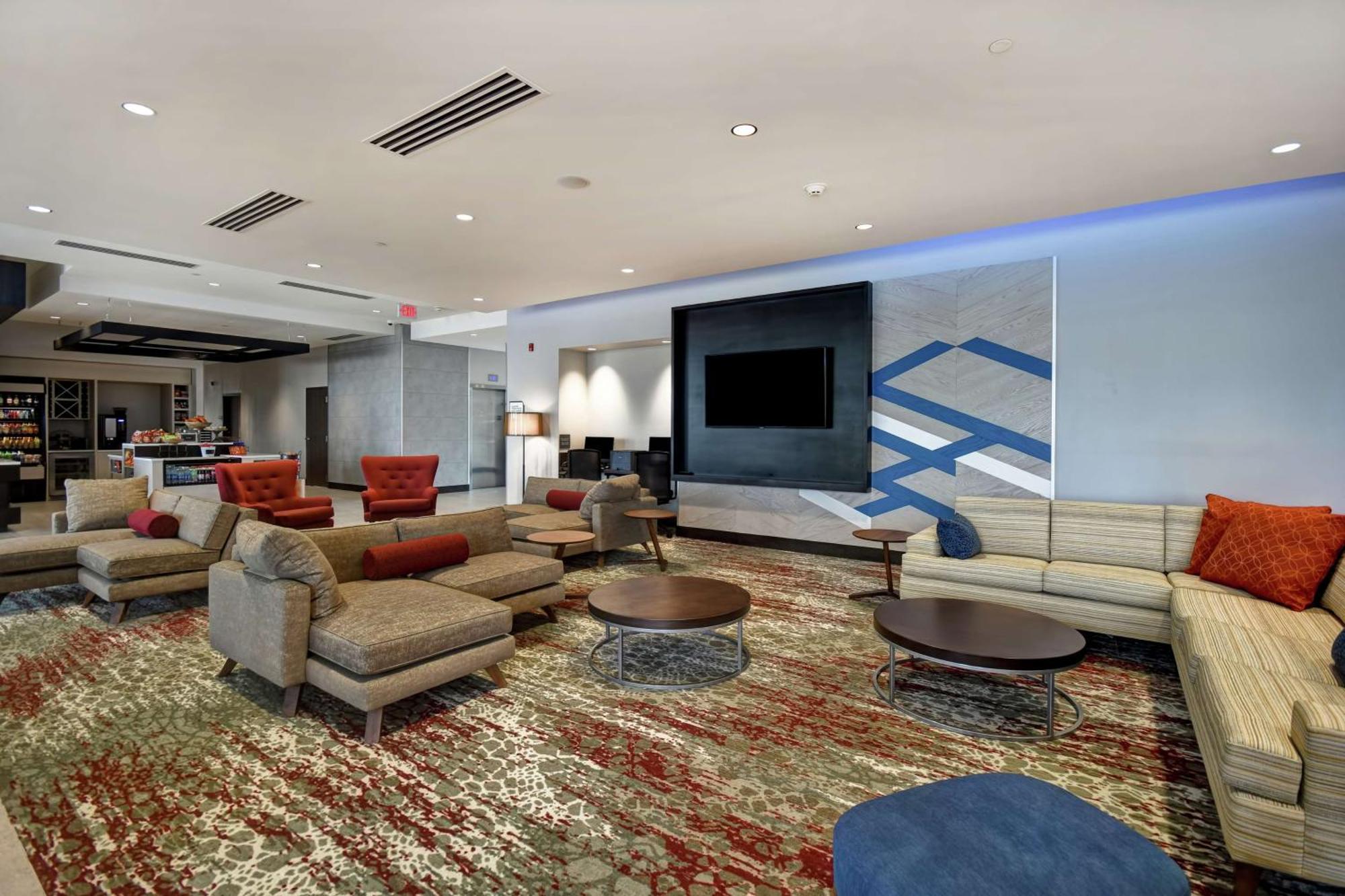 Hilton Garden Inn Lansing West Εξωτερικό φωτογραφία